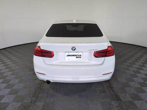 2018 BMW 320 i