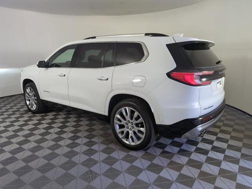 2024 GMC Acadia Denali