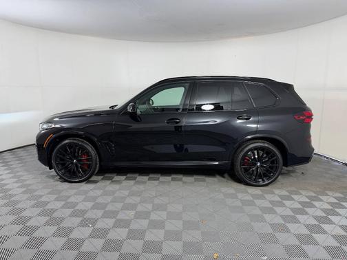 Black Sapphire Metallic 2026 BMW X5 M60i