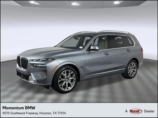 Gray 2026 BMW X7 xDrive40i