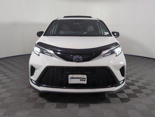 2021 Toyota Sienna XSE 7 Passenger