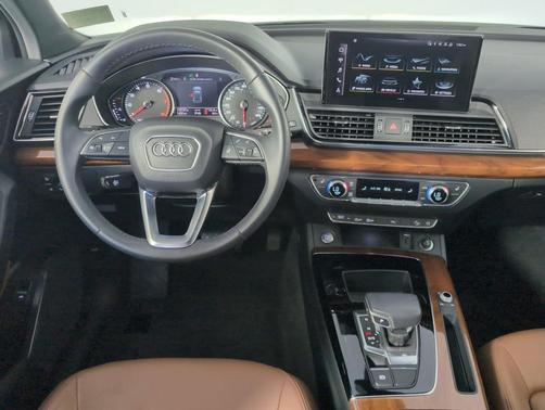 2022 Audi Q5 45 S line quattro Premium