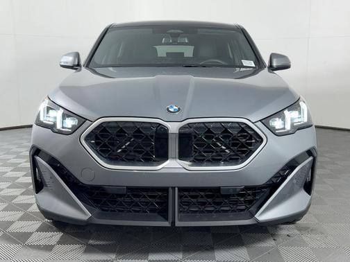 2025 BMW X2 xDrive28i