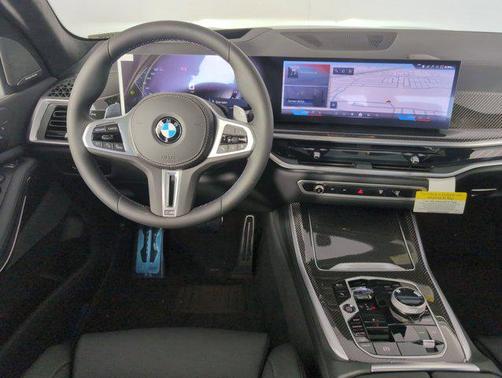 2026 BMW X5 M60i