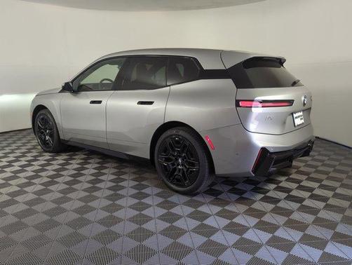 2026 BMW iX xDrive45