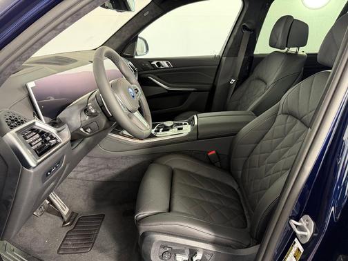 Tanzanite Blue II Metallic 2026 BMW X5 PHEV xDrive50e