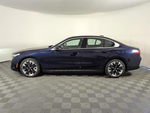 2026 BMW i5 eDrive40