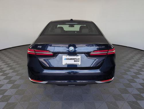 2026 BMW i5 eDrive40