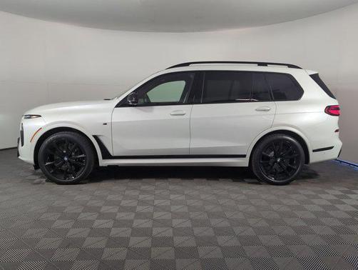 2026 BMW X7 M60i