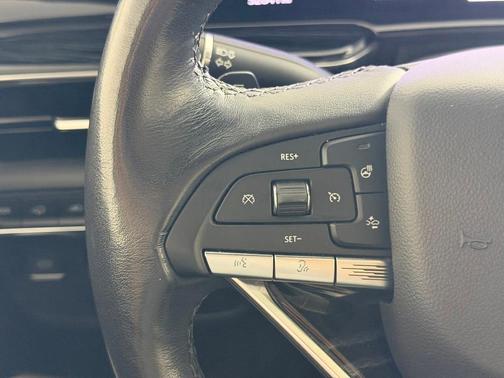 Crystal White Tri-Coat 2021 Cadillac Escalade Sport