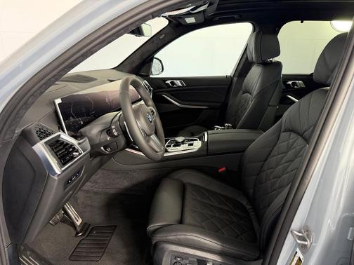 Brooklyn Gray Metallic 2026 BMW X5 sDrive40i