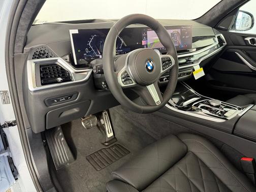 Brooklyn Gray Metallic 2026 BMW X5 sDrive40i