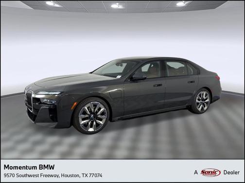 2026 BMW 750e xDrive