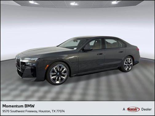 2026 BMW 750e xDrive