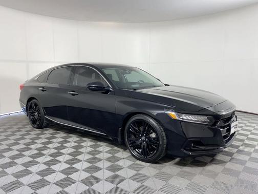 2022 Honda Accord Touring 2.0T
