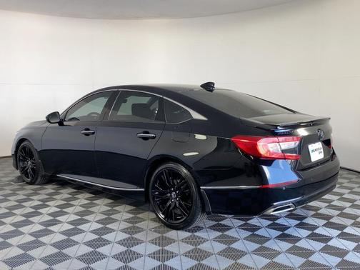 2022 Honda Accord Touring 2.0T
