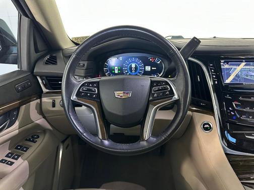 2019 Cadillac Escalade Luxury
