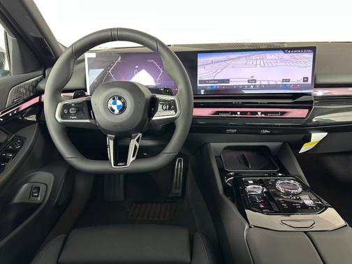 Black Sapphire Metallic 2026 BMW 530 i