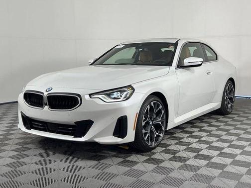 2025 BMW 230 i