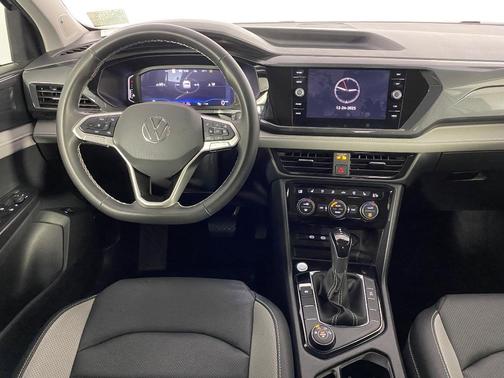 2024 Volkswagen Taos 1.5T SEL