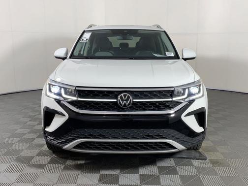 2024 Volkswagen Taos 1.5T SEL