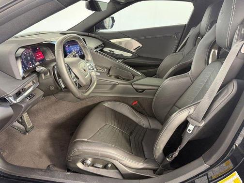 Black 2020 Chevrolet Corvette Stingray w/2LT