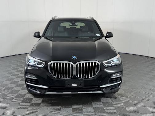 Jet Black 2019 BMW X5 xDrive40i