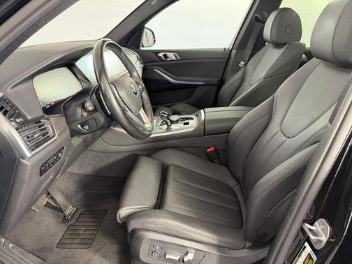 Jet Black 2019 BMW X5 xDrive40i