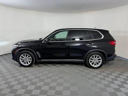 Jet Black 2019 BMW X5 xDrive40i