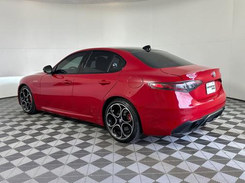 2024 Alfa Romeo Giulia Veloce