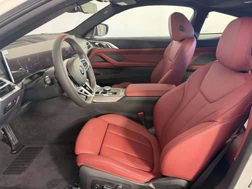 Alpine White 2027 BMW M440 i
