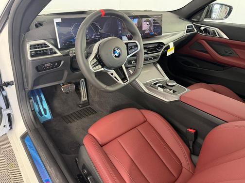Alpine White 2027 BMW M440 i
