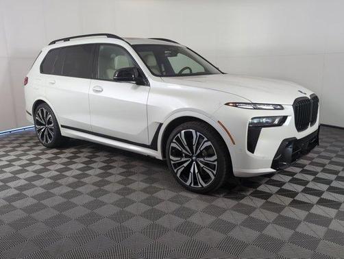 2026 BMW X7 M60i
