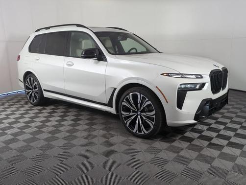 2026 BMW X7 M60i