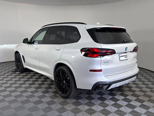 2026 BMW X5 sDrive40i