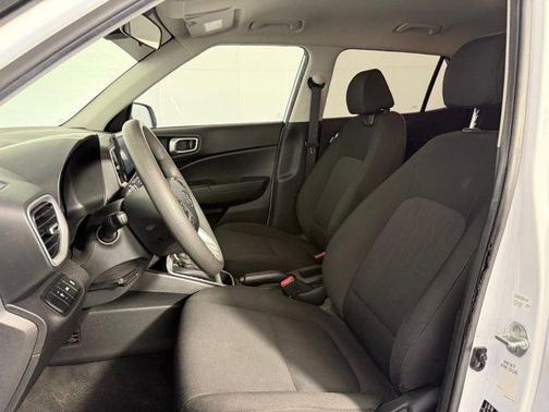 2021 Hyundai VENUE SE