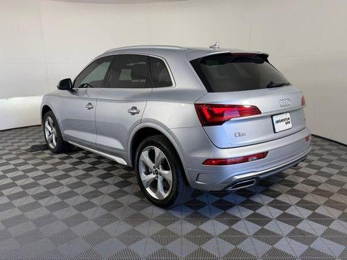 2022 Audi Q5 45 S line Premium Plus