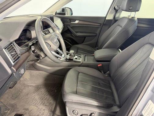 2022 Audi Q5 45 S line Premium Plus