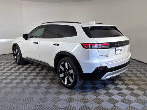 Pearl 2024 Honda Prologue Elite