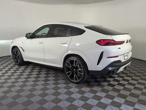 2026 BMW X6 M60i