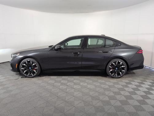 2025 BMW i5 eDrive40