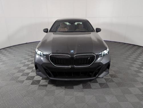 2025 BMW i5 eDrive40