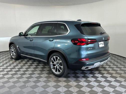 Blue Ridge Mountain Metallic 2026 BMW X5 sDrive40i