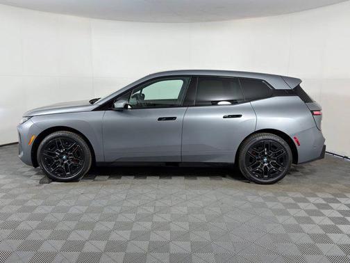 2026 BMW iX xDrive60