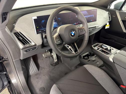 2026 BMW iX xDrive60