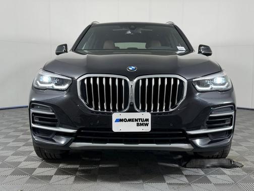 Black Sapphire Metallic 2023 BMW X5 sDrive40i