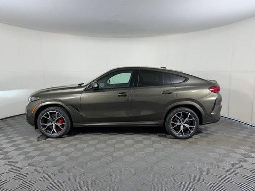 Manhattan Green Metallic 2026 BMW X6 xDrive40i