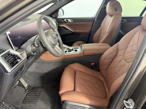 Manhattan Green Metallic 2026 BMW X6 xDrive40i
