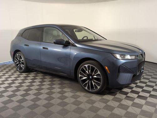 2026 BMW iX xDrive45