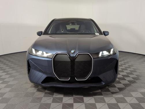 2026 BMW iX xDrive45